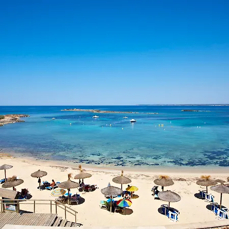 Universal Marques Hotel 4*