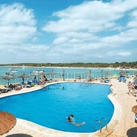 Universal Marques Hotel 4*