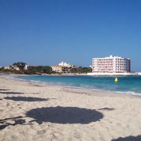 Universal Marques Hotel 4*